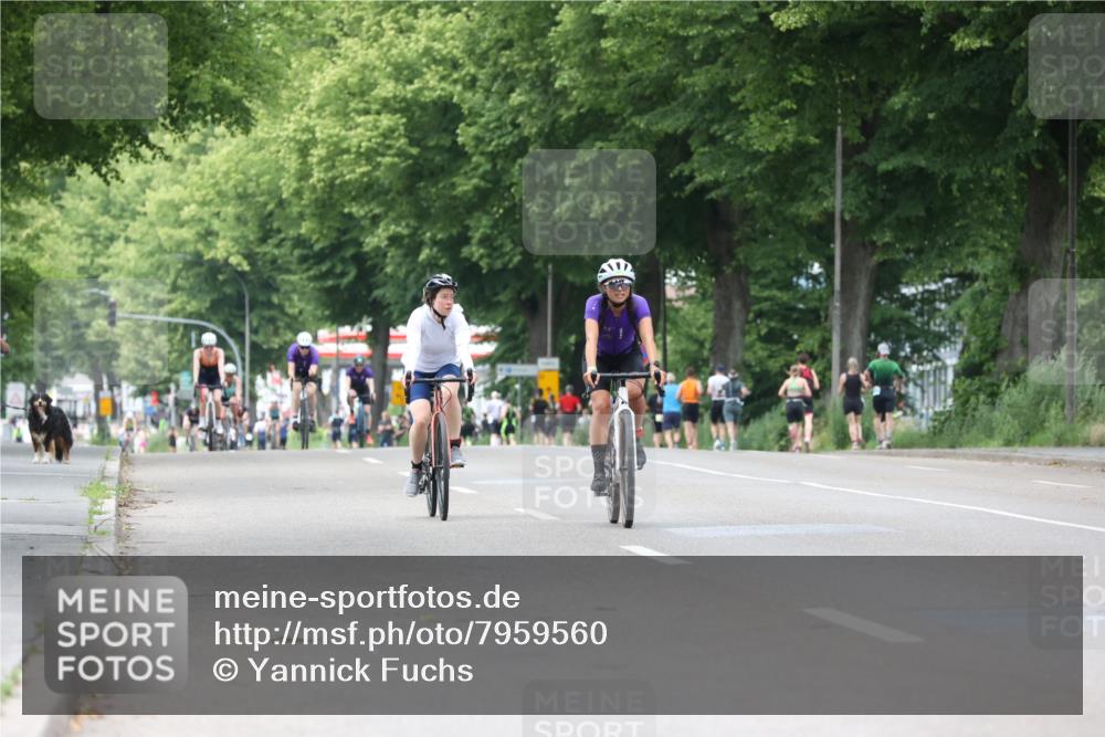 15.06.2025 - 7 Türme Triathlon Yannick Fuchs http://msf.ph/oto/7959560 15.06.2025 13:48:02 Radfahren 482, 737, 825, 876, 1178 meine-sportfotos.de