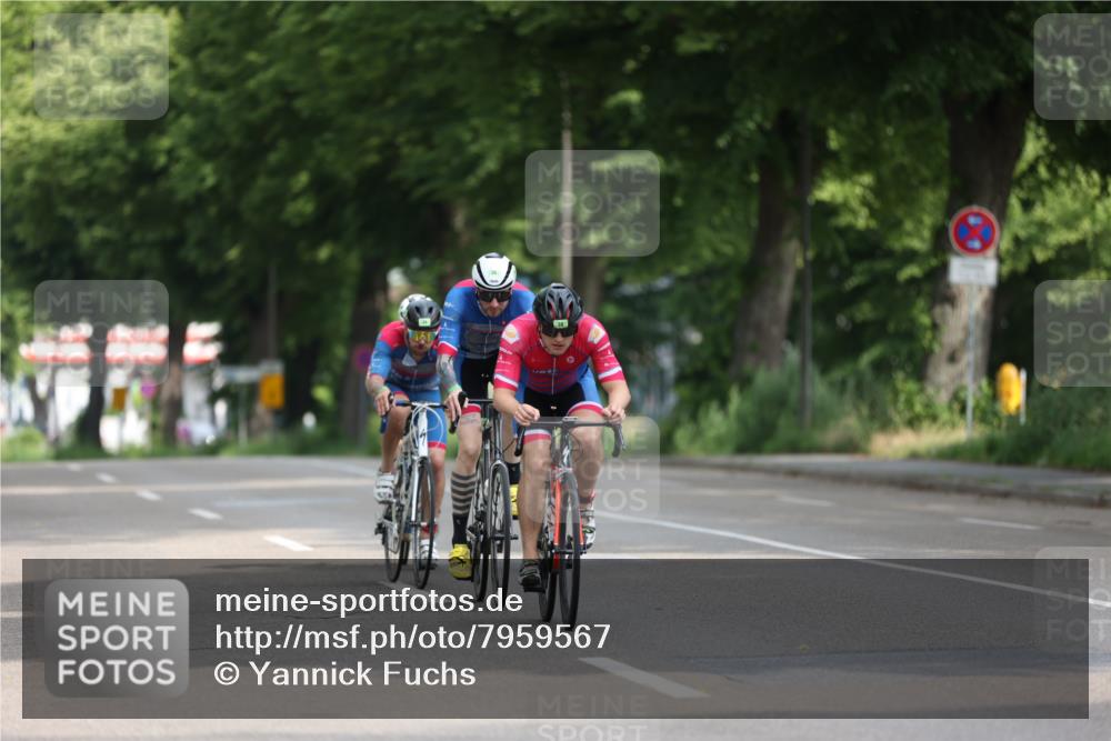 15.06.2025 - 7 Türme Triathlon Yannick Fuchs http://msf.ph/oto/7959567 15.06.2025 09:52:22 Radfahren 39, 40 meine-sportfotos.de