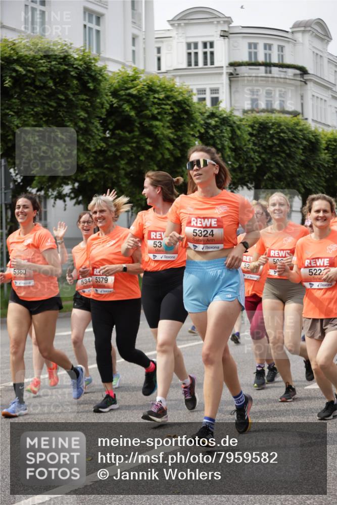 15.06.2025 - REWE Women's Run Jannik Wohlers http://msf.ph/oto/7959582 15.06.2025 09:45:00 Laufen 5380, 5344, 5379, 53, 5324, 52, 522 meine-sportfotos.de