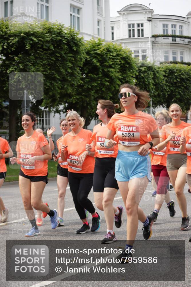 15.06.2025 - REWE Women's Run Jannik Wohlers http://msf.ph/oto/7959586 15.06.2025 09:45:00 Laufen 53, 5379, 53, 5324, 506 meine-sportfotos.de