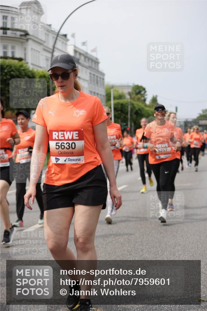 15.06.2025 - REWE Women's Run Jannik Wohlers http://msf.ph/oto/7959601 15.06.2025 09:45:01 Laufen 90, 5630, 5257 meine-sportfotos.de