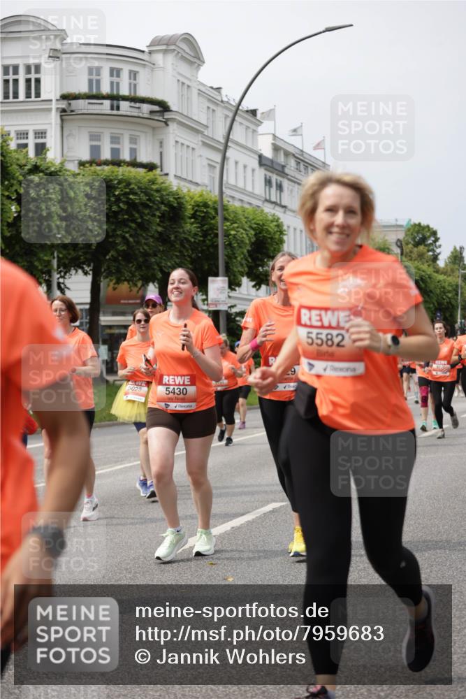 15.06.2025 - REWE Women's Run Jannik Wohlers http://msf.ph/oto/7959683 15.06.2025 09:45:03 Laufen 5025, 5430, 191, 5582 meine-sportfotos.de
