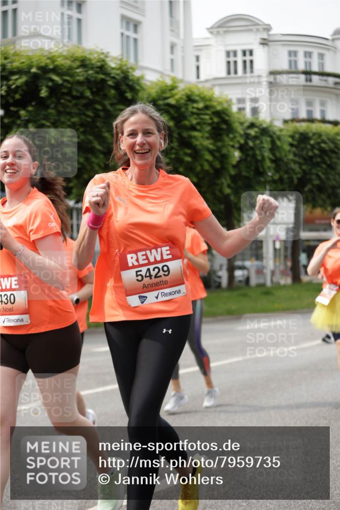 15.06.2025 - REWE Women's Run Jannik Wohlers http://msf.ph/oto/7959735 15.06.2025 09:45:05 Laufen 130, 5429 meine-sportfotos.de