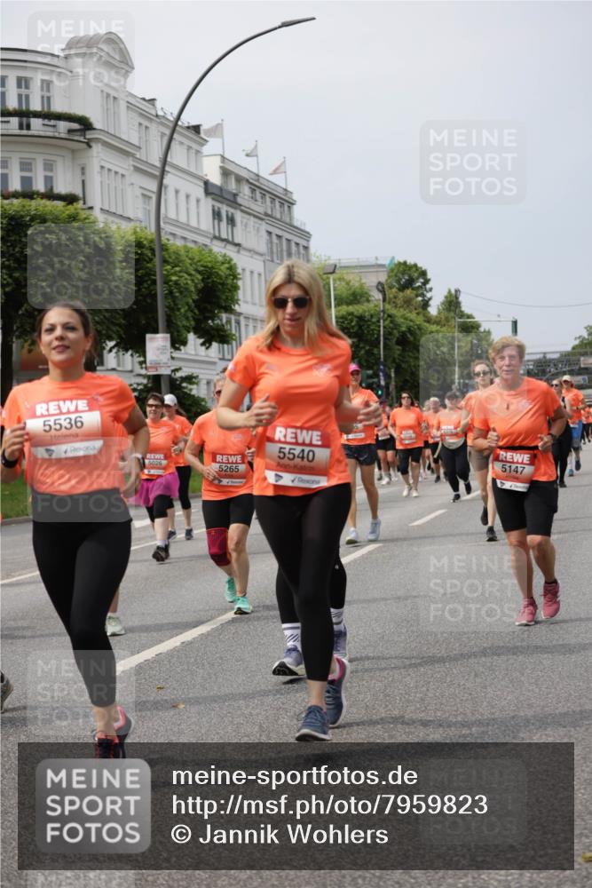 15.06.2025 - REWE Women's Run Jannik Wohlers http://msf.ph/oto/7959823 15.06.2025 09:45:08 Laufen 5536, 5026, 5265, 5540, 5147 meine-sportfotos.de