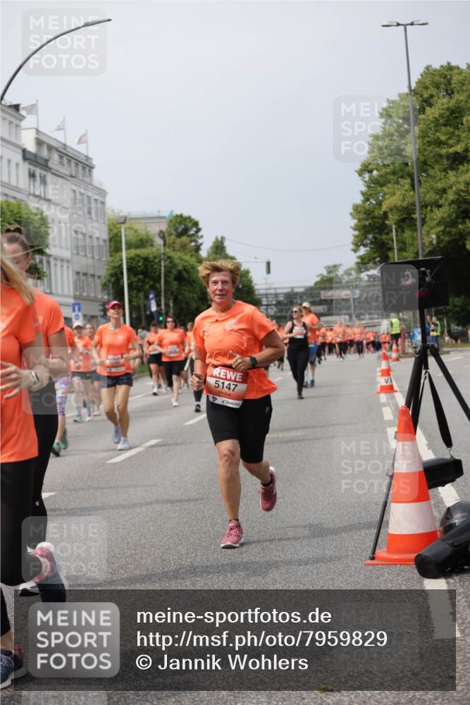 15.06.2025 - REWE Women's Run Jannik Wohlers http://msf.ph/oto/7959829 15.06.2025 09:45:08 Laufen 5595, 5147 meine-sportfotos.de