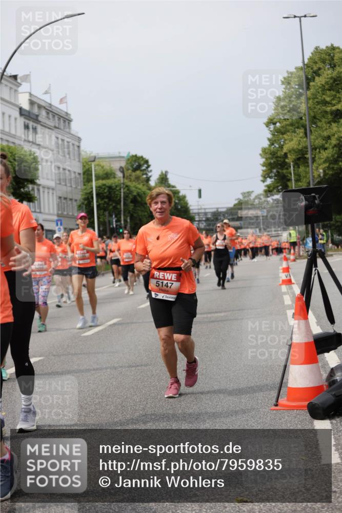 15.06.2025 - REWE Women's Run Jannik Wohlers http://msf.ph/oto/7959835 15.06.2025 09:45:08 Laufen 5595, 5147 meine-sportfotos.de