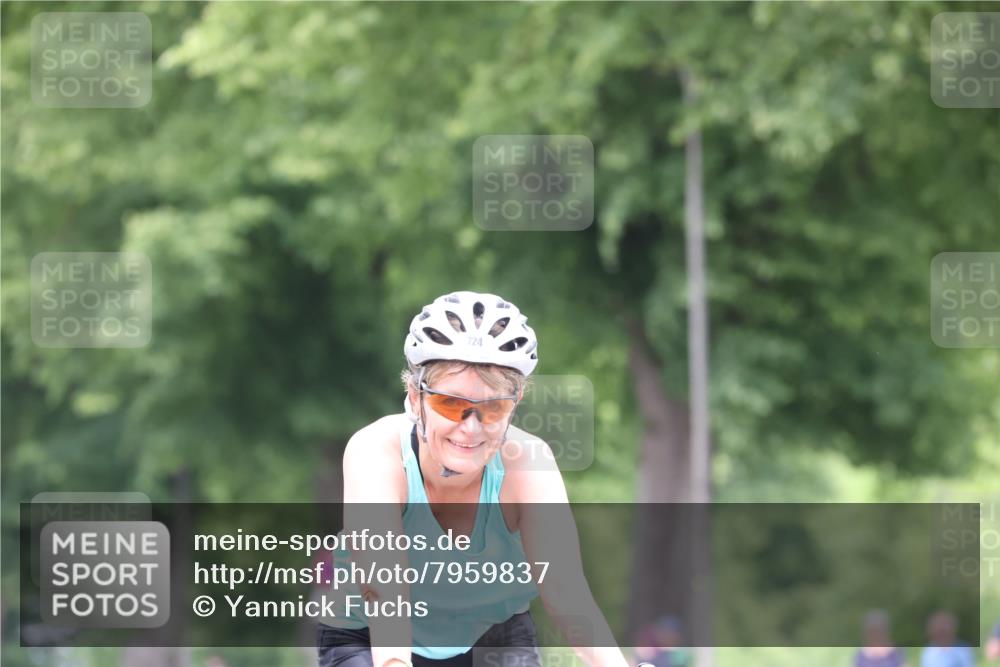 15.06.2025 - 7 Türme Triathlon Yannick Fuchs http://msf.ph/oto/7959837 15.06.2025 13:48:13 Radfahren 711, 724, 958, 1176, 1188, 1195 meine-sportfotos.de
