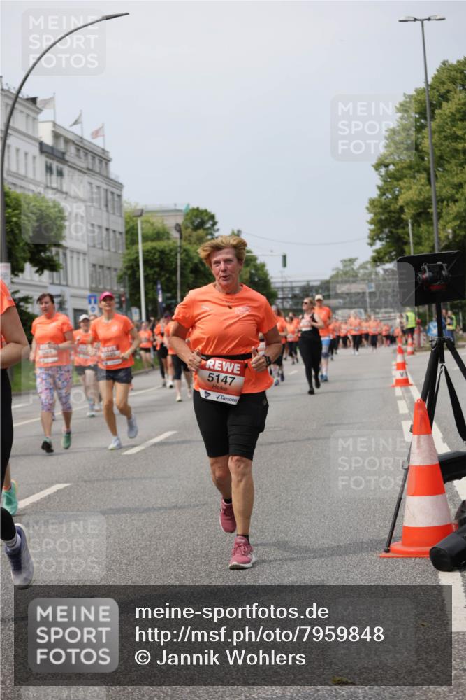 15.06.2025 - REWE Women's Run Jannik Wohlers http://msf.ph/oto/7959848 15.06.2025 09:45:09 Laufen 5147 meine-sportfotos.de