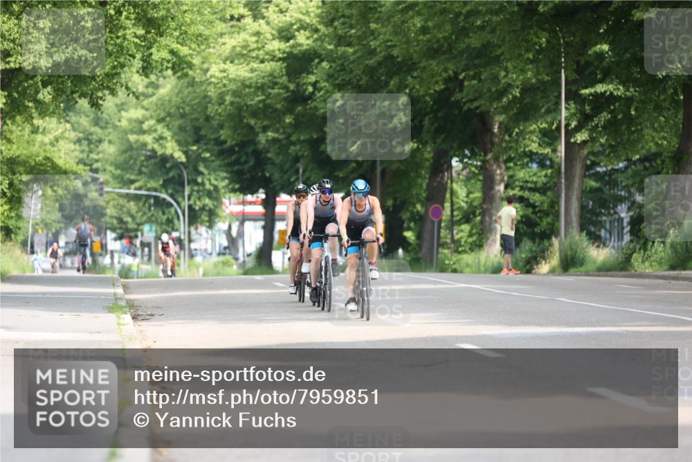 15.06.2025 - 7 Türme Triathlon Yannick Fuchs http://msf.ph/oto/7959851 15.06.2025 09:54:39 Radfahren 109, 111 meine-sportfotos.de