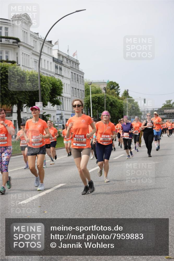 15.06.2025 - REWE Women's Run Jannik Wohlers http://msf.ph/oto/7959883 15.06.2025 09:45:11 Laufen 268, 5595, 5337, 5468, 5075, 5618 meine-sportfotos.de
