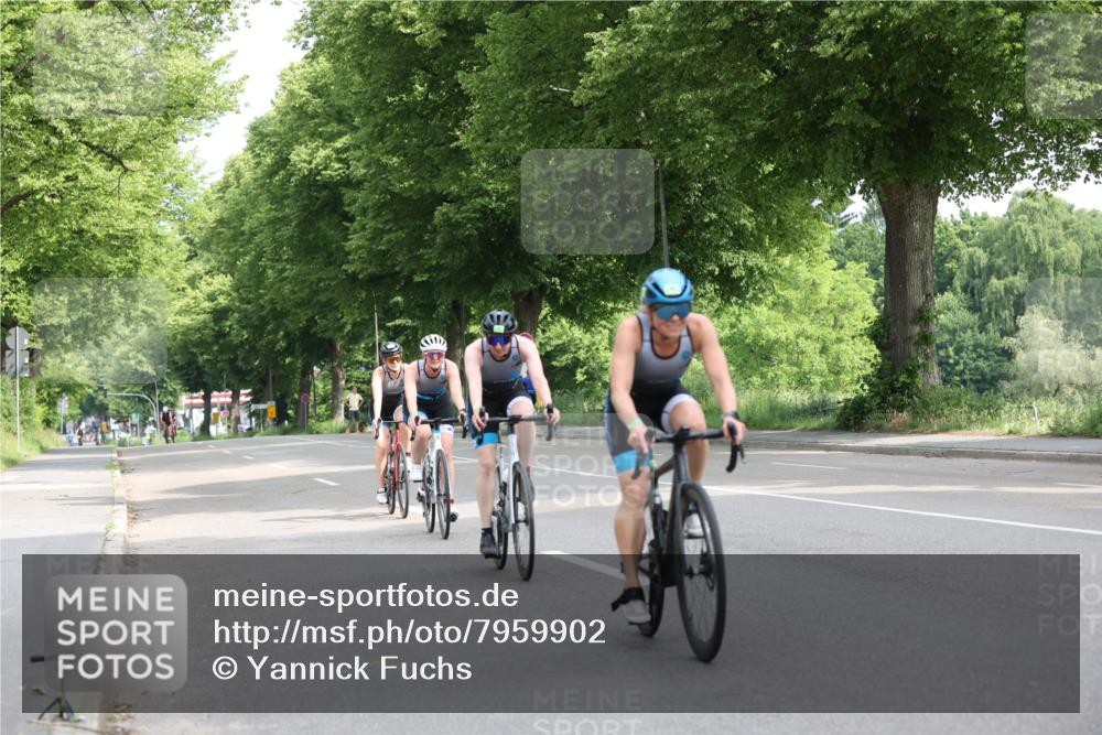 15.06.2025 - 7 Türme Triathlon Yannick Fuchs http://msf.ph/oto/7959902 15.06.2025 09:54:42 Radfahren 109, 111, 118, 119 meine-sportfotos.de