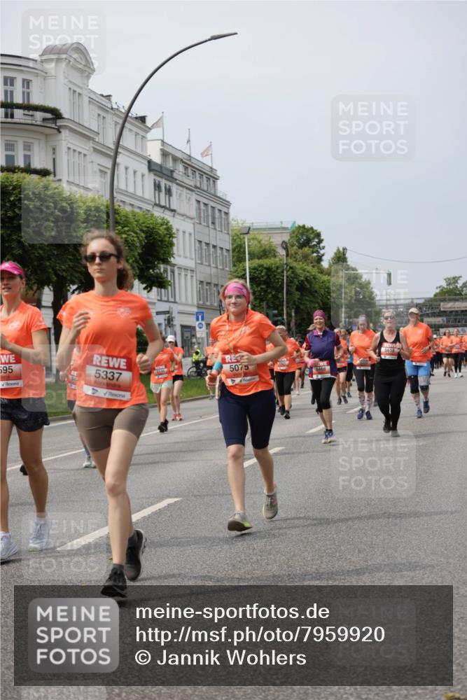 15.06.2025 - REWE Women's Run Jannik Wohlers http://msf.ph/oto/7959920 15.06.2025 09:45:12 Laufen 595, 5337, 5075 meine-sportfotos.de