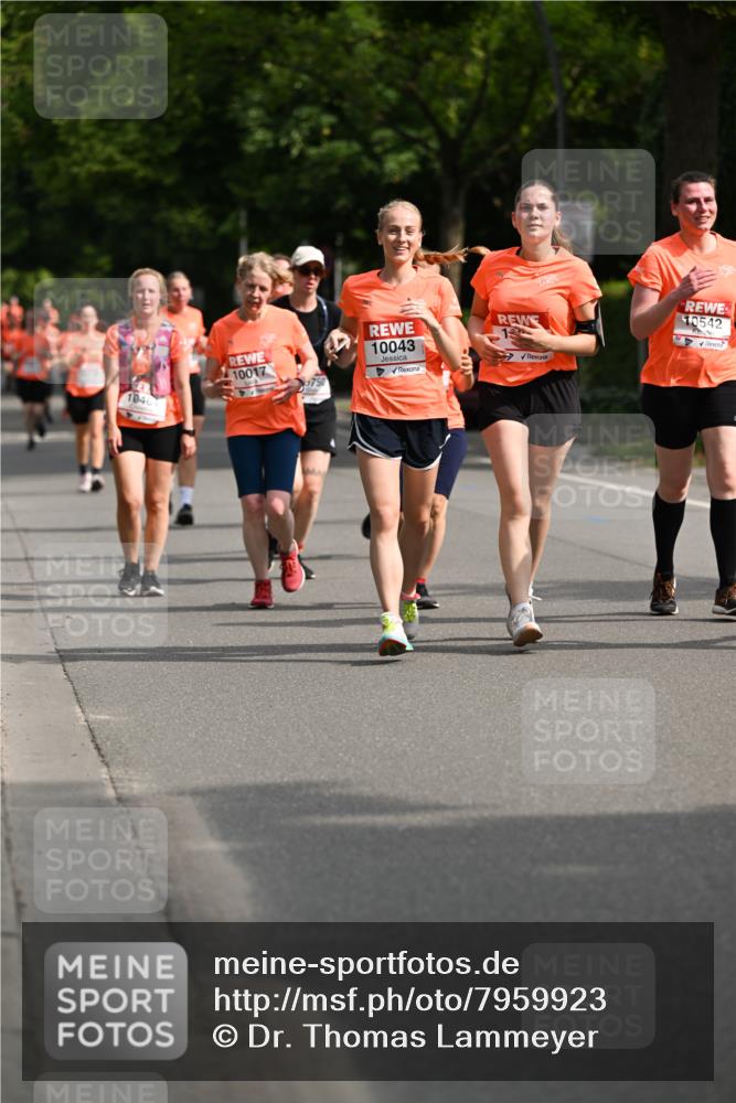 15.06.2025 - REWE Women's Run Dr. Thomas Lammeyer http://msf.ph/oto/7959923 15.06.2025 09:49:19 Laufen 10017, 10043 meine-sportfotos.de