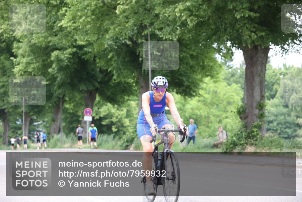 15.06.2025 - 7 Türme Triathlon Yannick Fuchs http://msf.ph/oto/7959932 15.06.2025 13:48:17 Radfahren 403, 934, 958, 1176, 1195 meine-sportfotos.de