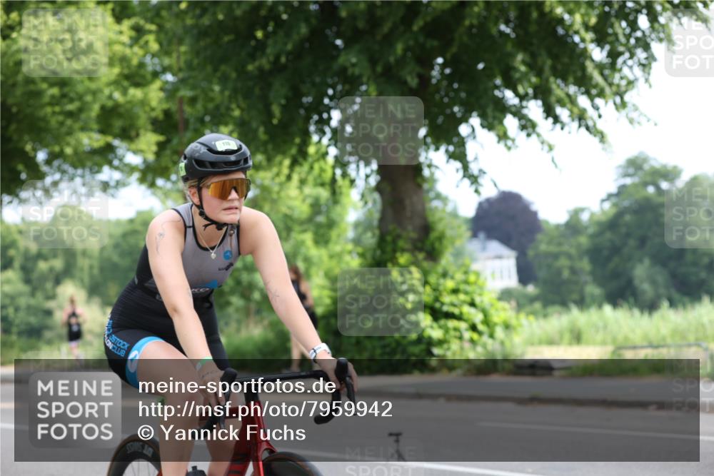 15.06.2025 - 7 Türme Triathlon Yannick Fuchs http://msf.ph/oto/7959942 15.06.2025 09:54:44 Radfahren 109, 111, 117, 118, 119 meine-sportfotos.de