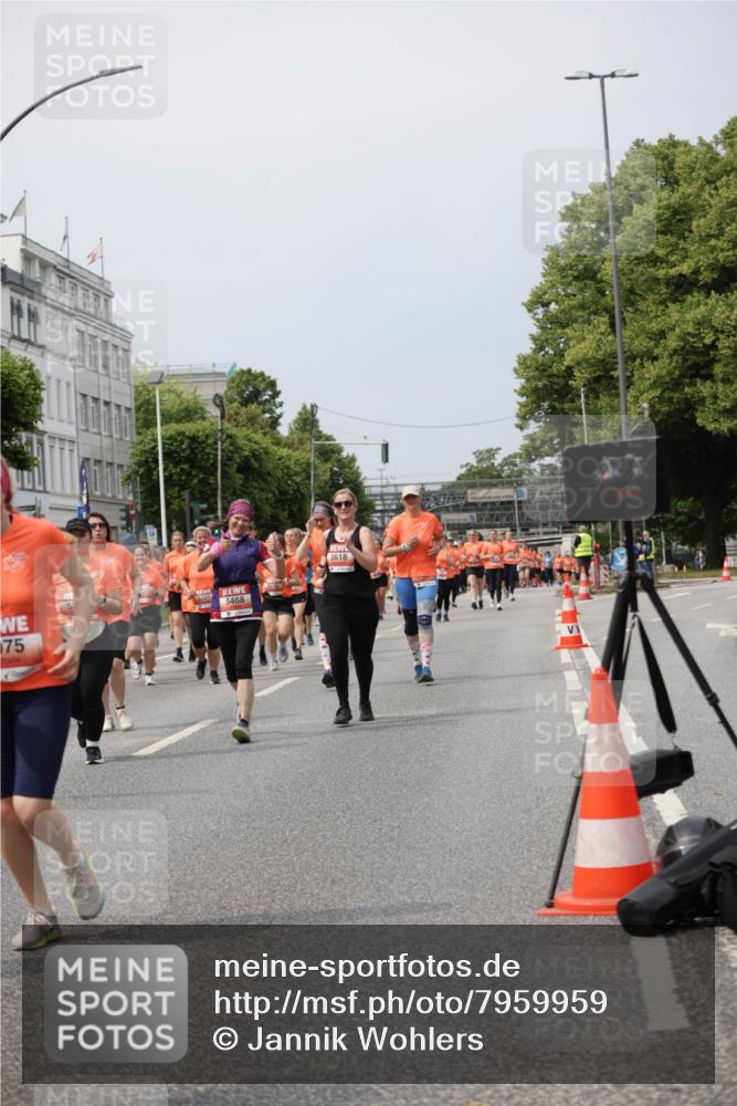 15.06.2025 - REWE Women's Run Jannik Wohlers http://msf.ph/oto/7959959 15.06.2025 09:45:12 Laufen 75 meine-sportfotos.de