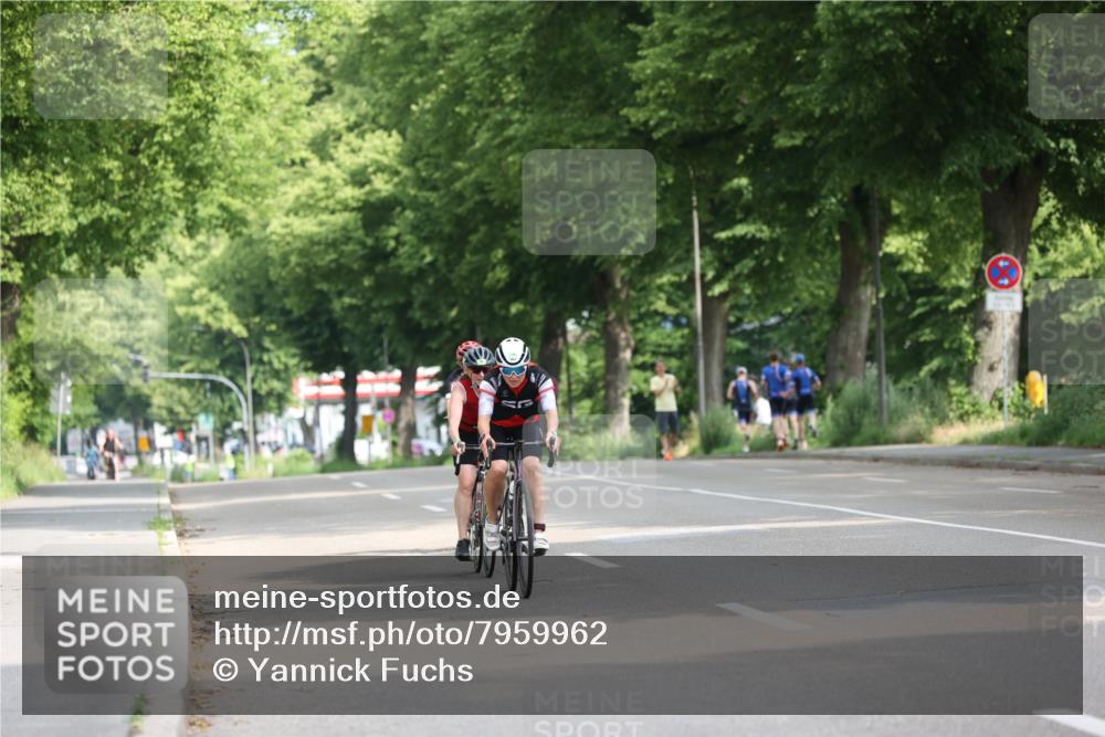 15.06.2025 - 7 Türme Triathlon Yannick Fuchs http://msf.ph/oto/7959962 15.06.2025 09:54:48 Radfahren 117, 118, 119 meine-sportfotos.de