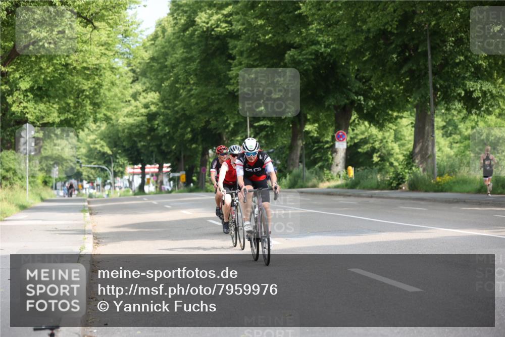 15.06.2025 - 7 Türme Triathlon Yannick Fuchs http://msf.ph/oto/7959976 15.06.2025 09:54:49 Radfahren 117, 118, 119 meine-sportfotos.de