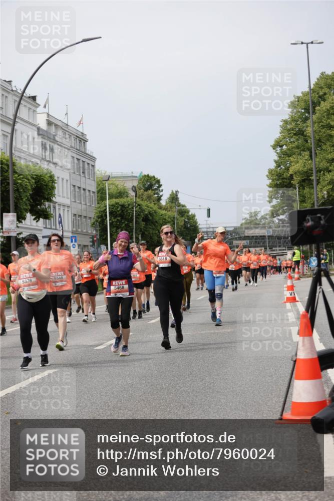 15.06.2025 - REWE Women's Run Jannik Wohlers http://msf.ph/oto/7960024 15.06.2025 09:45:13 Laufen 5468 meine-sportfotos.de