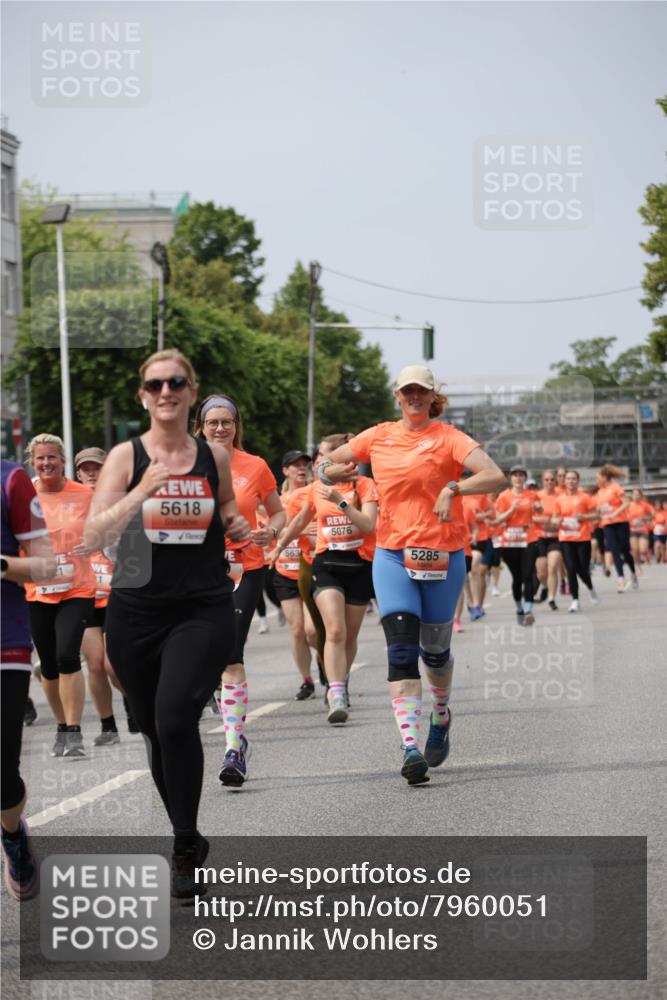 15.06.2025 - REWE Women's Run Jannik Wohlers http://msf.ph/oto/7960051 15.06.2025 09:45:14 Laufen 1, 5618, 563, 5076, 5285 meine-sportfotos.de