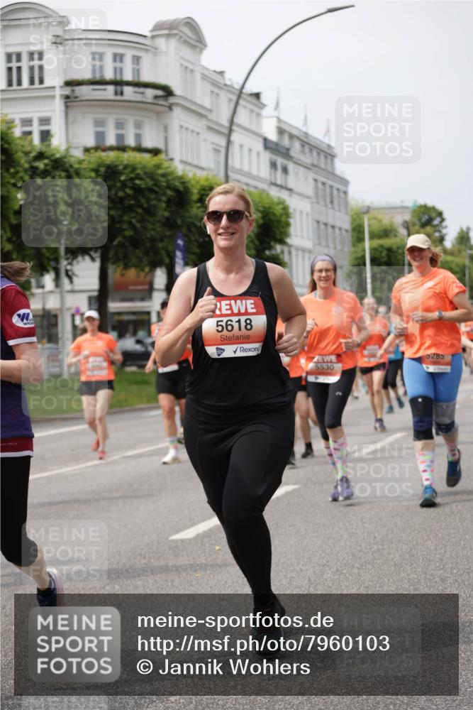 15.06.2025 - REWE Women's Run Jannik Wohlers http://msf.ph/oto/7960103 15.06.2025 09:45:17 Laufen 5618, 0285, 5530 meine-sportfotos.de