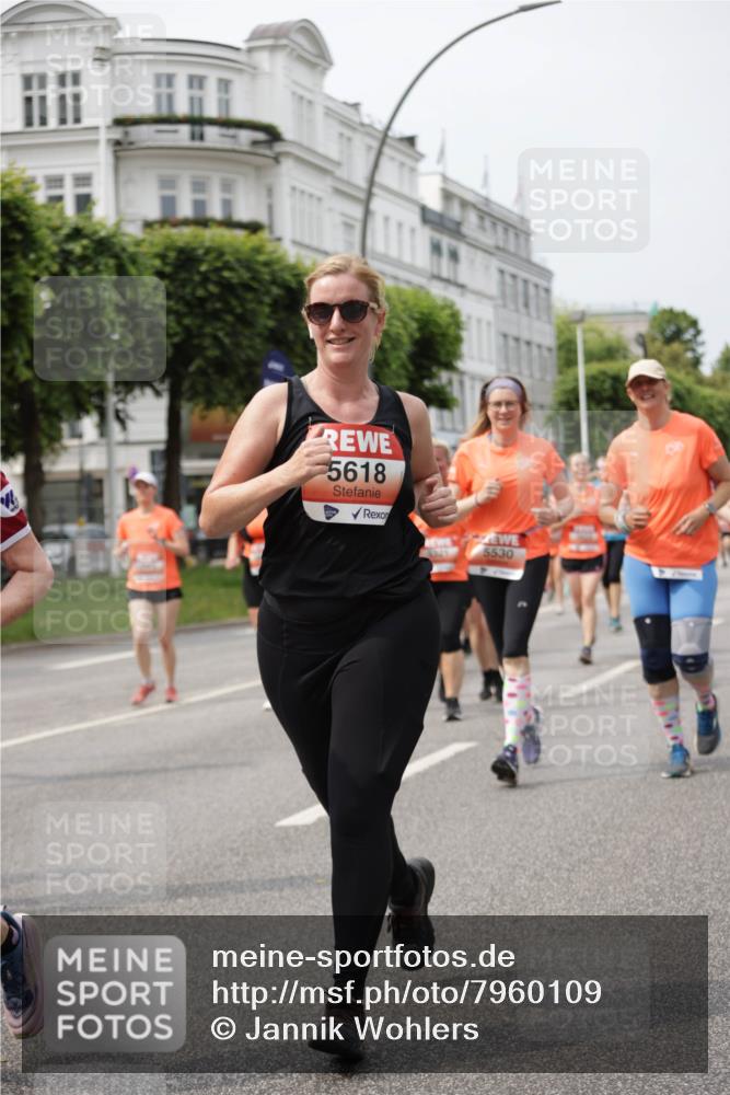 15.06.2025 - REWE Women's Run Jannik Wohlers http://msf.ph/oto/7960109 15.06.2025 09:45:17 Laufen 5618, 5530 meine-sportfotos.de