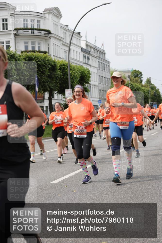 15.06.2025 - REWE Women's Run Jannik Wohlers http://msf.ph/oto/7960118 15.06.2025 09:45:17 Laufen 5530 meine-sportfotos.de