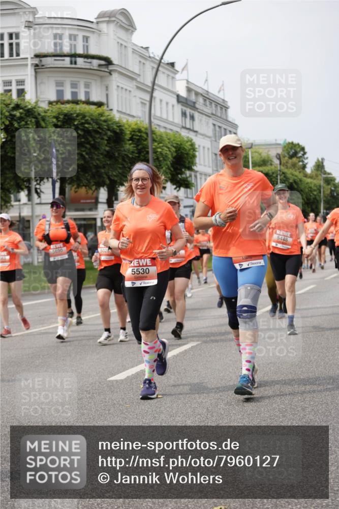 15.06.2025 - REWE Women's Run Jannik Wohlers http://msf.ph/oto/7960127 15.06.2025 09:45:18 Laufen 563, 5690, 5028, 5530, 5448 meine-sportfotos.de