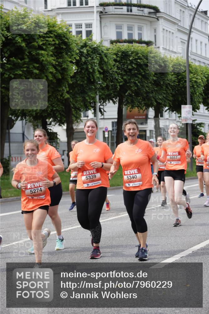 15.06.2025 - REWE Women's Run Jannik Wohlers http://msf.ph/oto/7960229 15.06.2025 09:45:25 Laufen 5274, 5339, 5340, 5639, 5557, 5136 meine-sportfotos.de