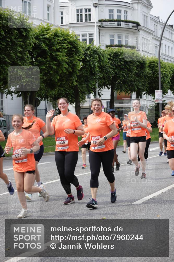 15.06.2025 - REWE Women's Run Jannik Wohlers http://msf.ph/oto/7960244 15.06.2025 09:45:25 Laufen 527, 5339, 53, 563, 5557 meine-sportfotos.de