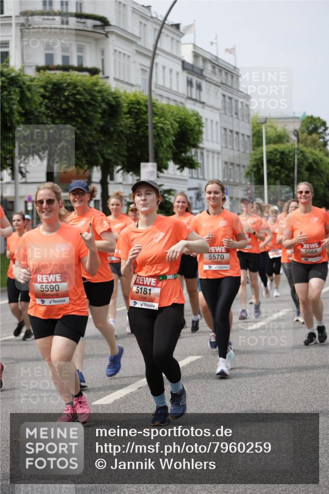 15.06.2025 - REWE Women's Run Jannik Wohlers http://msf.ph/oto/7960259 15.06.2025 09:45:27 Laufen 5590, 5181, 5570, 5666 meine-sportfotos.de