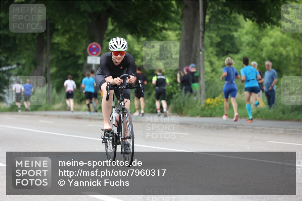 15.06.2025 - 7 Türme Triathlon Yannick Fuchs http://msf.ph/oto/7960317 15.06.2025 13:48:31 Radfahren 854 meine-sportfotos.de