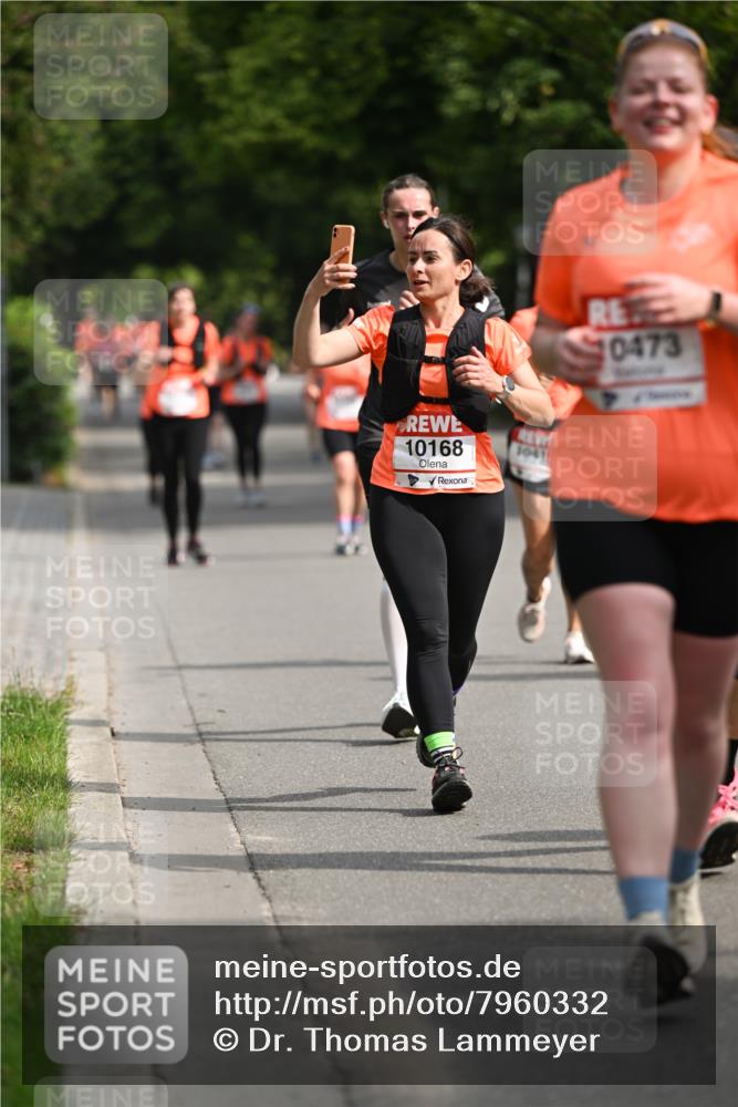 15.06.2025 - REWE Women's Run Dr. Thomas Lammeyer http://msf.ph/oto/7960332 15.06.2025 09:49:45 Laufen 10168, 1041, 0473 meine-sportfotos.de