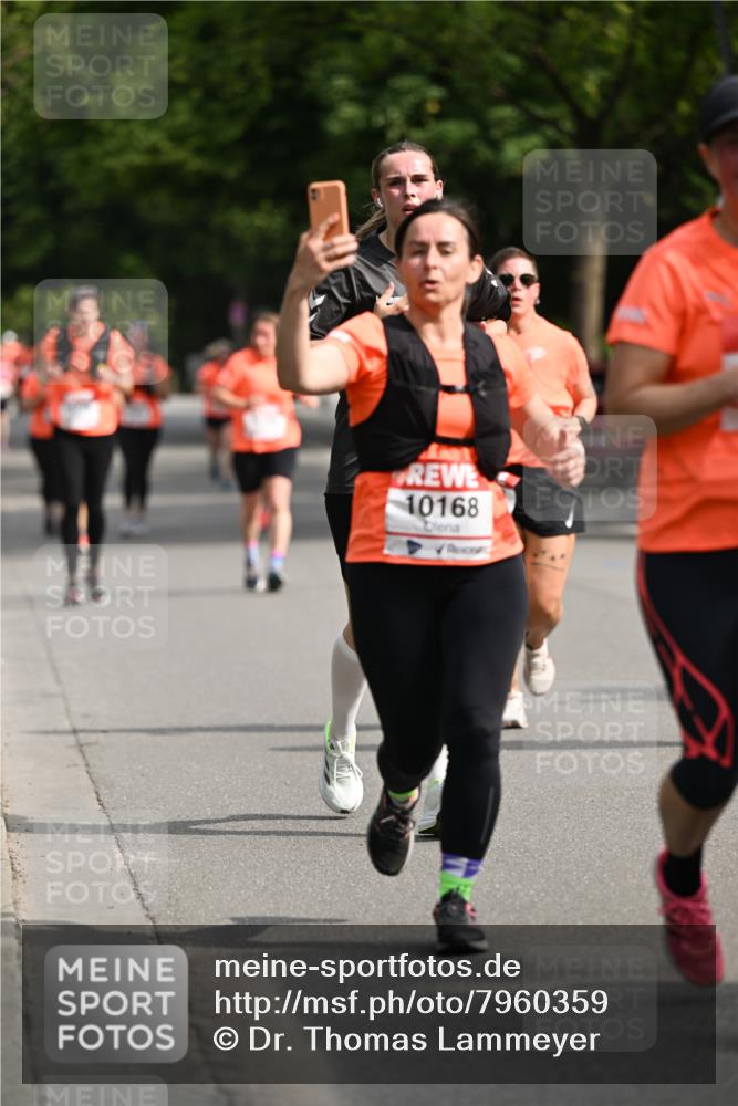 15.06.2025 - REWE Women's Run Dr. Thomas Lammeyer http://msf.ph/oto/7960359 15.06.2025 09:49:46 Laufen 10168 meine-sportfotos.de