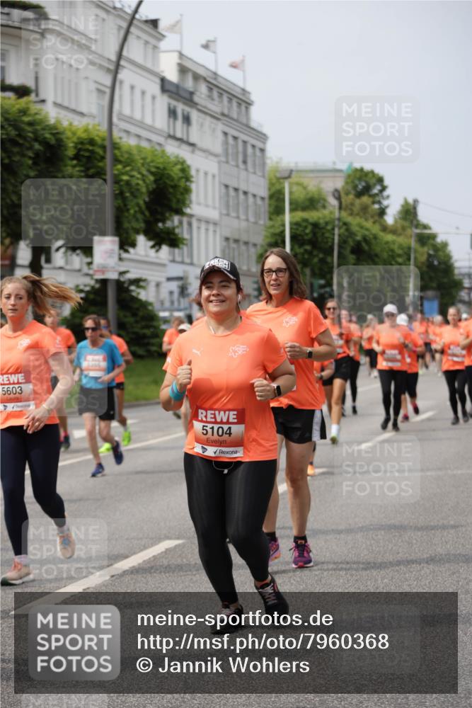 15.06.2025 - REWE Women's Run Jannik Wohlers http://msf.ph/oto/7960368 15.06.2025 09:45:30 Laufen 5603, 5104 meine-sportfotos.de