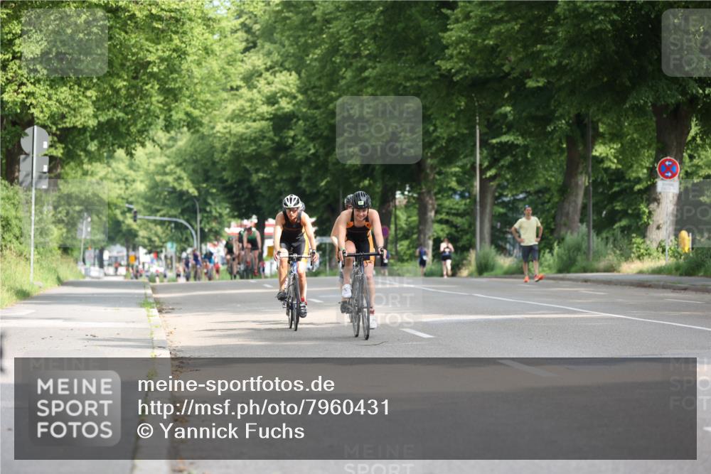 15.06.2025 - 7 Türme Triathlon Yannick Fuchs http://msf.ph/oto/7960431 15.06.2025 09:55:59 Radfahren 51, 52, 53, 55, 57, 93, 94, 95, 115 meine-sportfotos.de