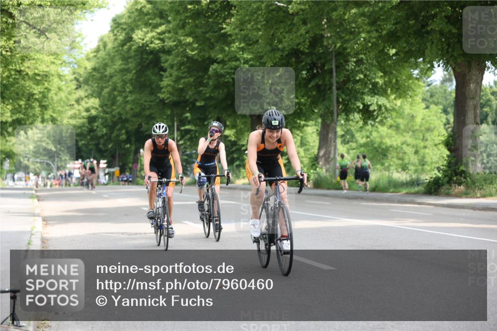 15.06.2025 - 7 Türme Triathlon Yannick Fuchs http://msf.ph/oto/7960460 15.06.2025 09:56:01 Radfahren 57, 93, 94, 95 meine-sportfotos.de