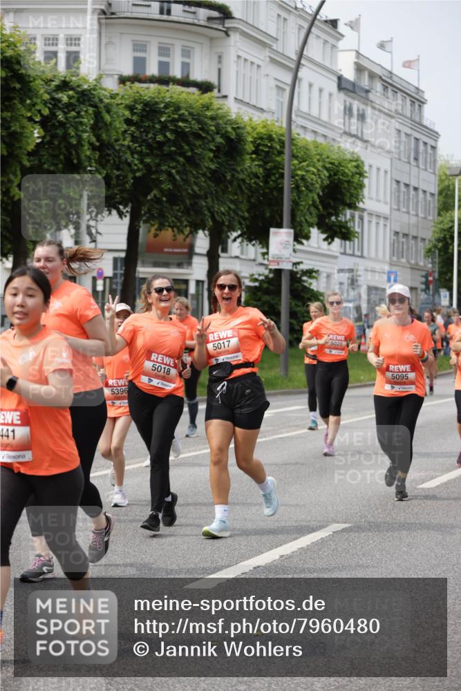 15.06.2025 - REWE Women's Run Jannik Wohlers http://msf.ph/oto/7960480 15.06.2025 09:45:35 Laufen 5396, 5018, 5017, 5095 meine-sportfotos.de