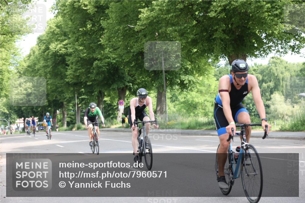 15.06.2025 - 7 Türme Triathlon Yannick Fuchs http://msf.ph/oto/7960571 15.06.2025 09:56:07 Radfahren 5, 57 meine-sportfotos.de