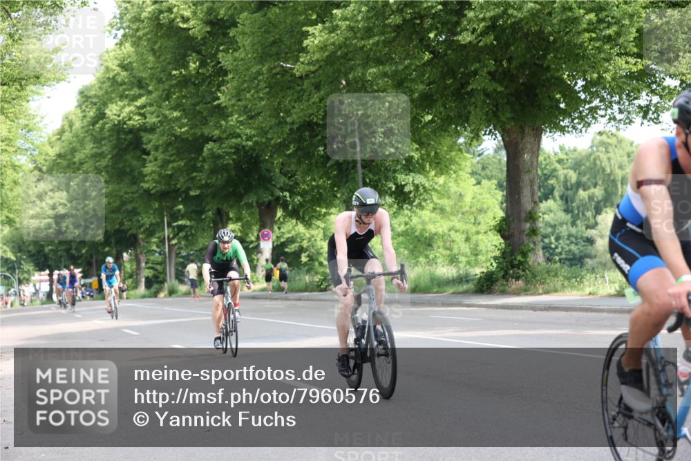 15.06.2025 - 7 Türme Triathlon Yannick Fuchs http://msf.ph/oto/7960576 15.06.2025 09:56:07 Radfahren 5, 57 meine-sportfotos.de