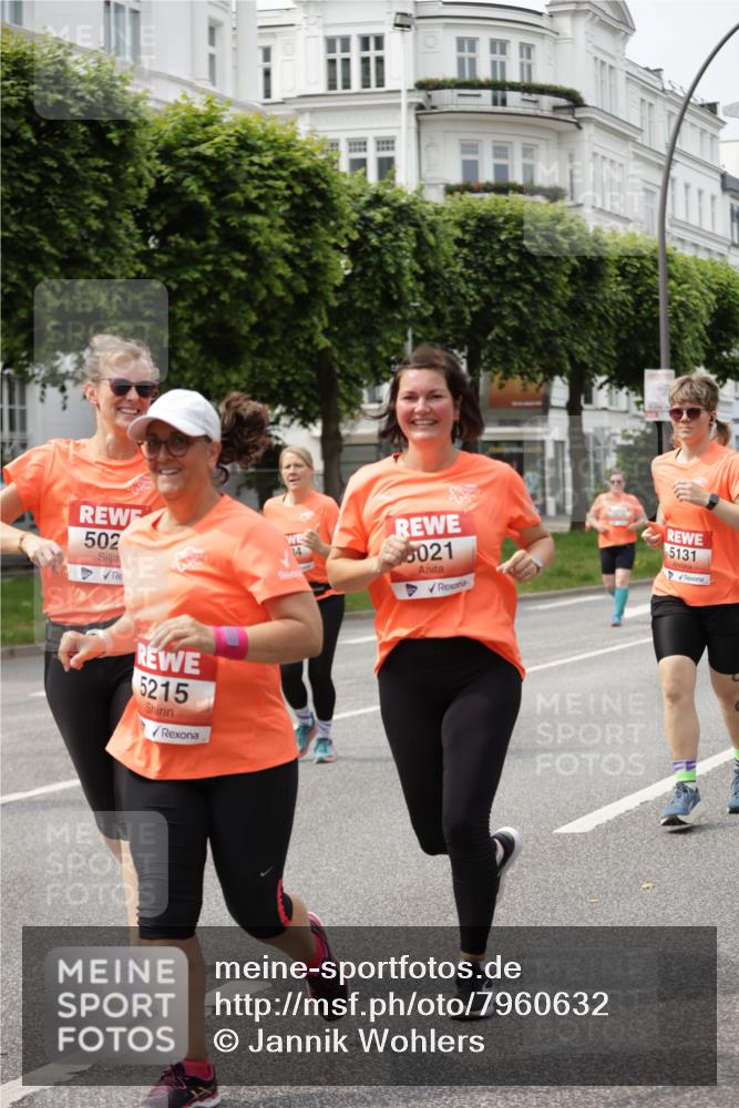 15.06.2025 - REWE Women's Run Jannik Wohlers http://msf.ph/oto/7960632 15.06.2025 09:45:40 Laufen 502, 34, 021, 5131, 5215 meine-sportfotos.de