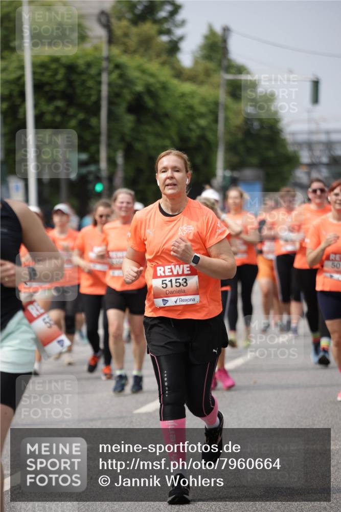 15.06.2025 - REWE Women's Run Jannik Wohlers http://msf.ph/oto/7960664 15.06.2025 09:45:43 Laufen 5153 meine-sportfotos.de