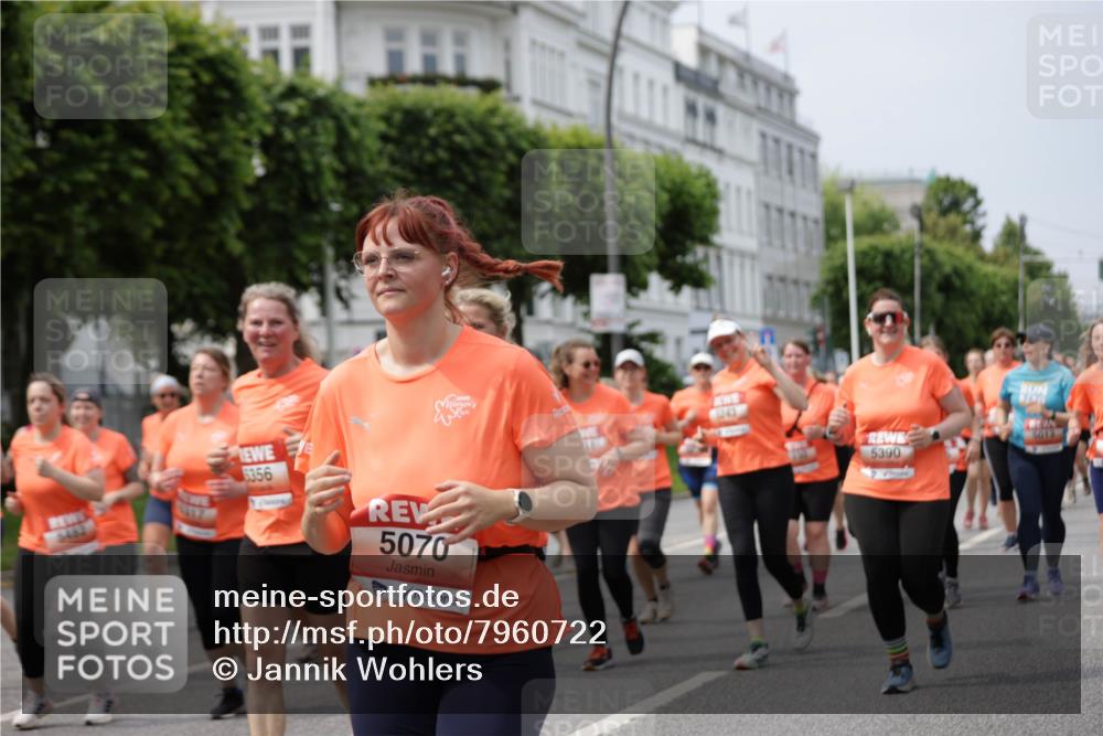 15.06.2025 - REWE Women's Run Jannik Wohlers http://msf.ph/oto/7960722 15.06.2025 09:45:49 Laufen 6482, 4917, 6356, 5070, 243, 2013, 5390 meine-sportfotos.de