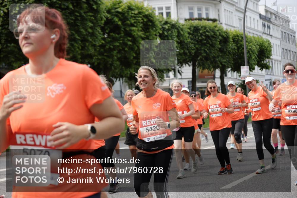 15.06.2025 - REWE Women's Run Jannik Wohlers http://msf.ph/oto/7960728 15.06.2025 09:45:50 Laufen 5070, 5420, 1259, 5631, 5243, 4, 330, 5390 meine-sportfotos.de
