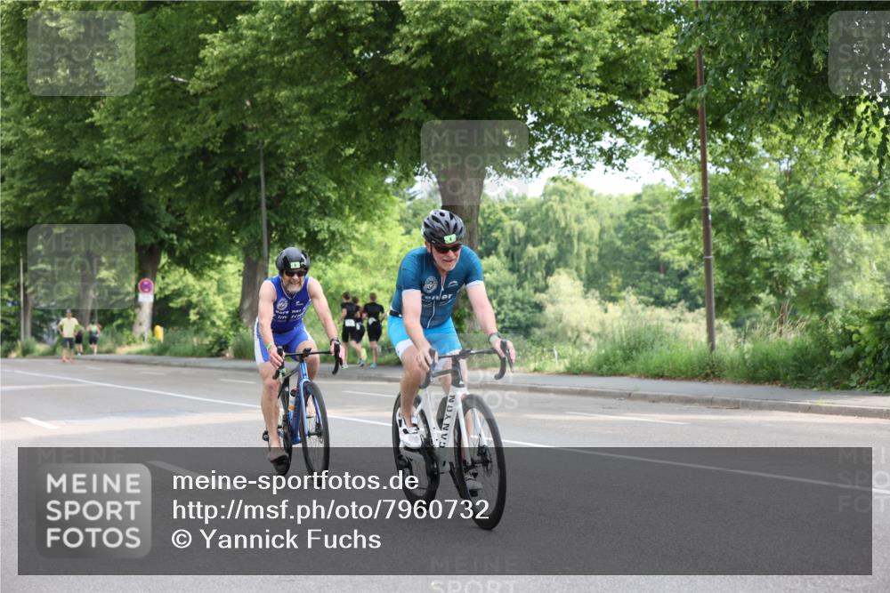 15.06.2025 - 7 Türme Triathlon Yannick Fuchs http://msf.ph/oto/7960732 15.06.2025 09:56:12 Radfahren 5, 85, 87 meine-sportfotos.de