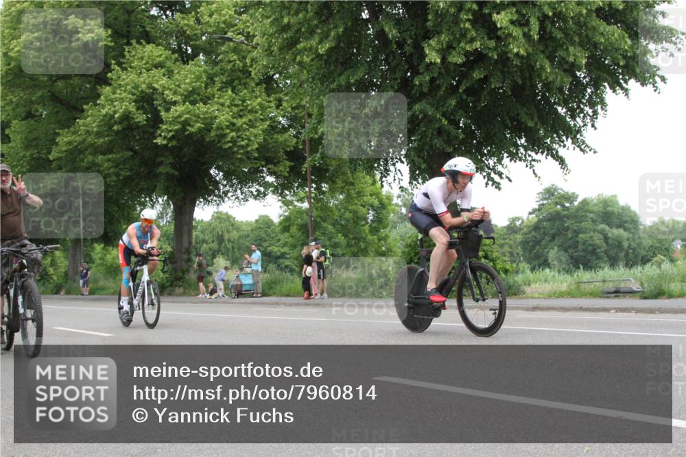 15.06.2025 - 7 Türme Triathlon Yannick Fuchs http://msf.ph/oto/7960814 15.06.2025 12:02:47 Radfahren  meine-sportfotos.de