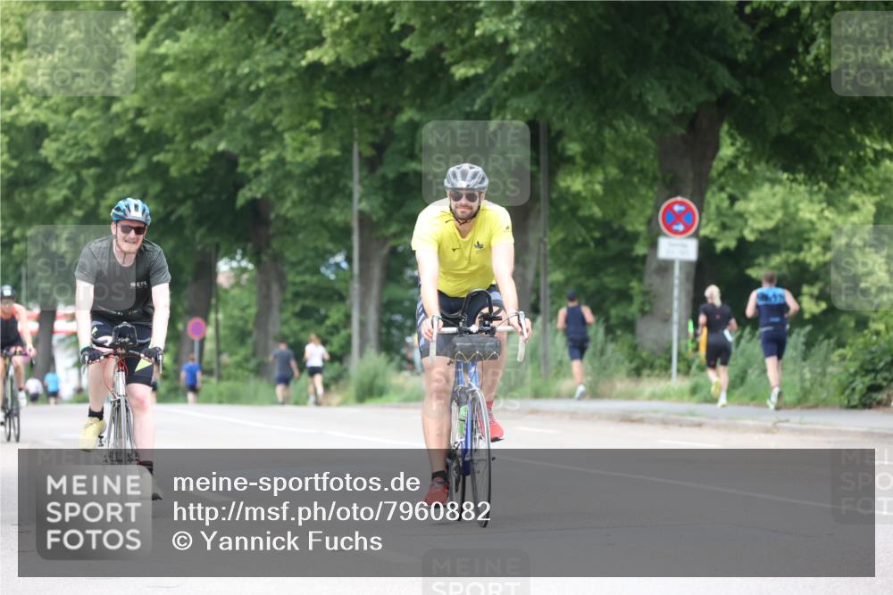 15.06.2025 - 7 Türme Triathlon Yannick Fuchs http://msf.ph/oto/7960882 15.06.2025 13:49:06 Radfahren 304, 307, 706, 756, 761 meine-sportfotos.de