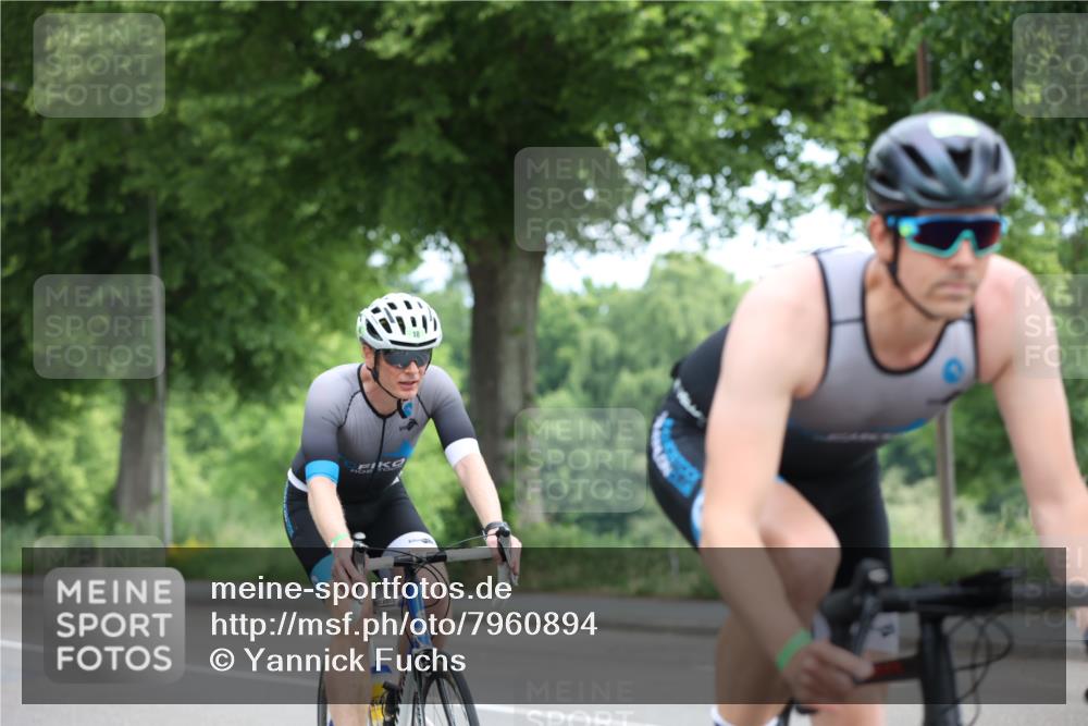 15.06.2025 - 7 Türme Triathlon Yannick Fuchs http://msf.ph/oto/7960894 15.06.2025 09:57:18 Radfahren 16, 17, 18, 19, 20 meine-sportfotos.de