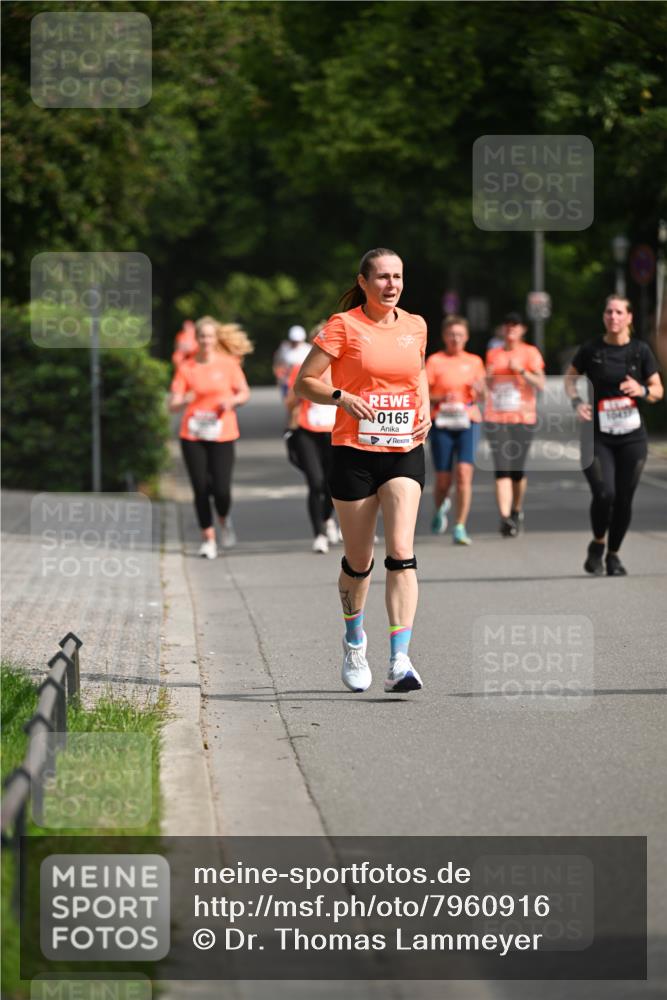 15.06.2025 - REWE Women's Run Dr. Thomas Lammeyer http://msf.ph/oto/7960916 15.06.2025 09:50:10 Laufen 0165, 10437 meine-sportfotos.de