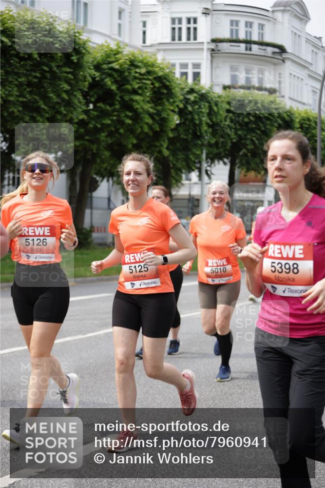 15.06.2025 - REWE Women's Run Jannik Wohlers http://msf.ph/oto/7960941 15.06.2025 09:45:57 Laufen 5126, 5125, 5010, 5398 meine-sportfotos.de